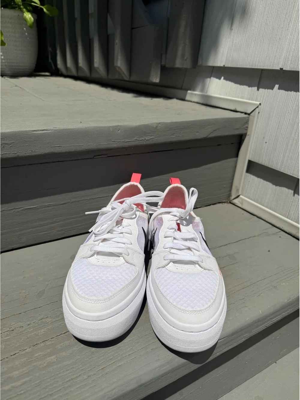 Nike Court Vision Alta Platform Sneakers White Pink Women’s 7.5 CW6536-103